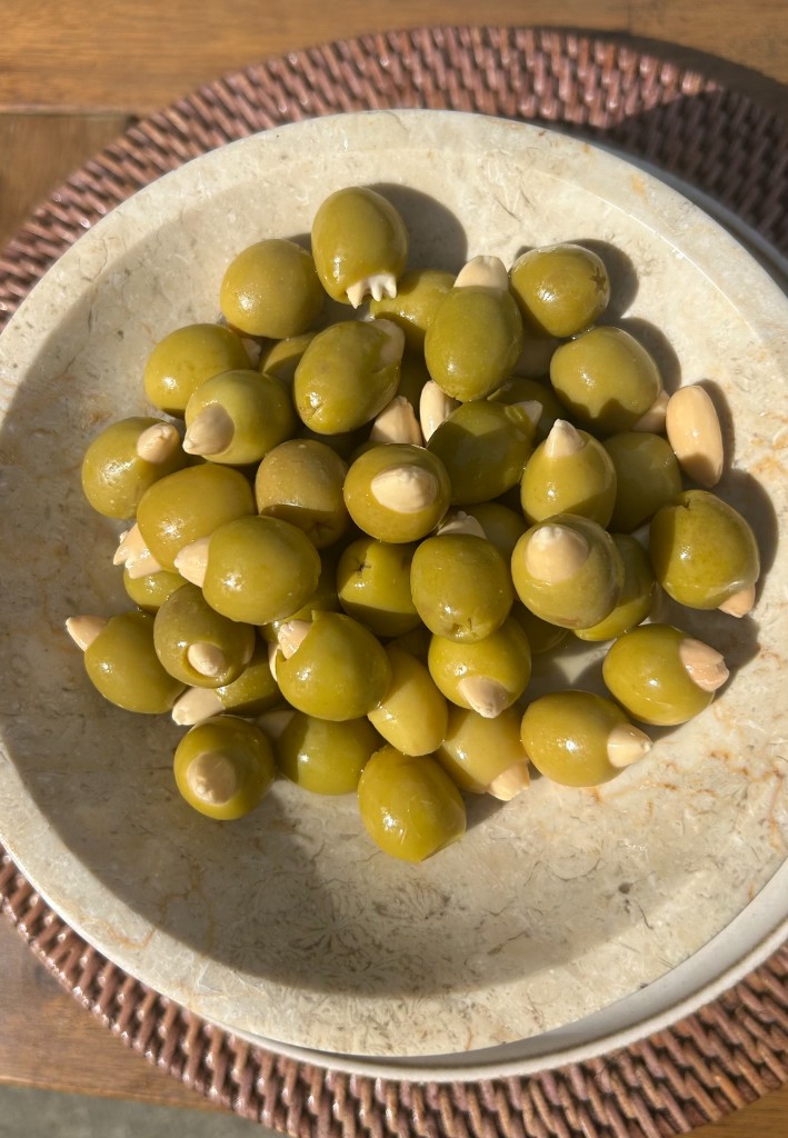 Aceituna rellena de almendra