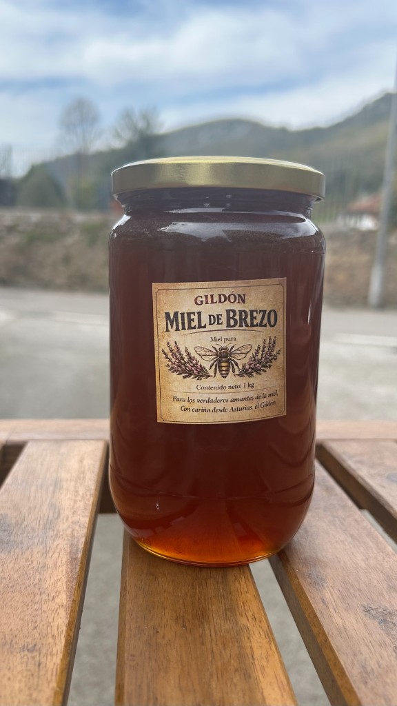 Bote de miel 1kg (mil flores y brezo)